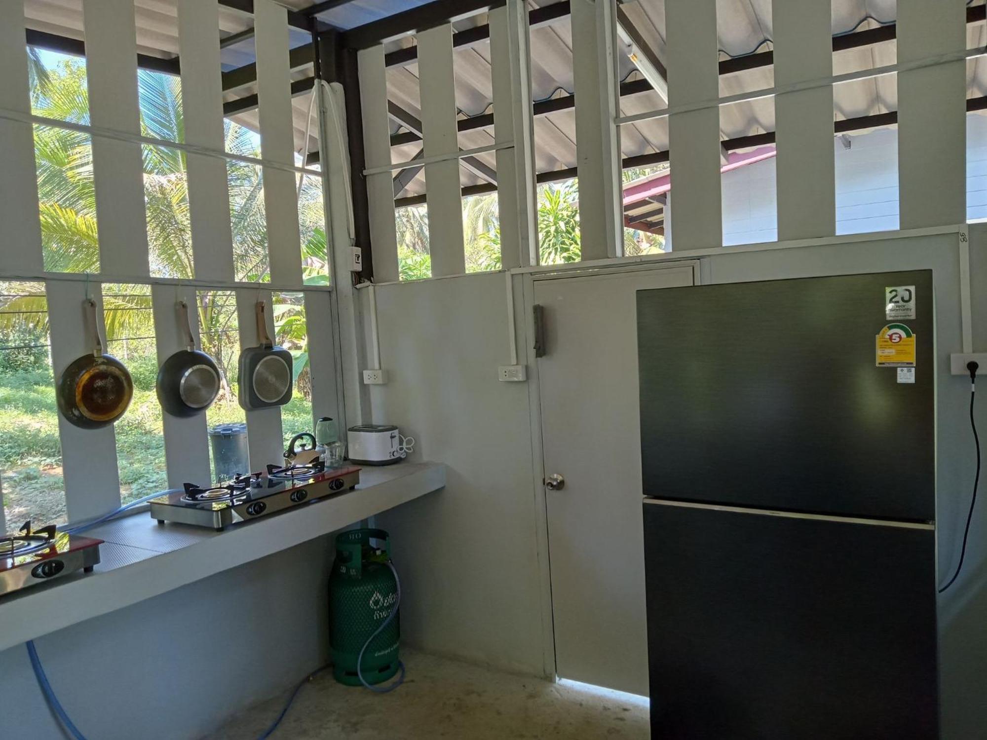 Family Resort Koh Phayam Luaran gambar