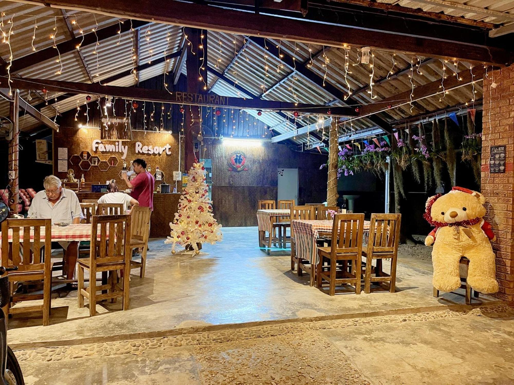 Family Resort Koh Phayam Luaran gambar